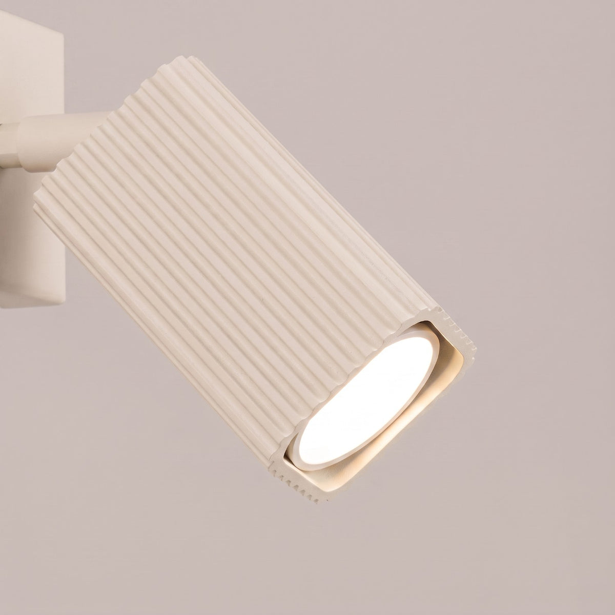 Wandleuchte "RAYO" mit Schalter