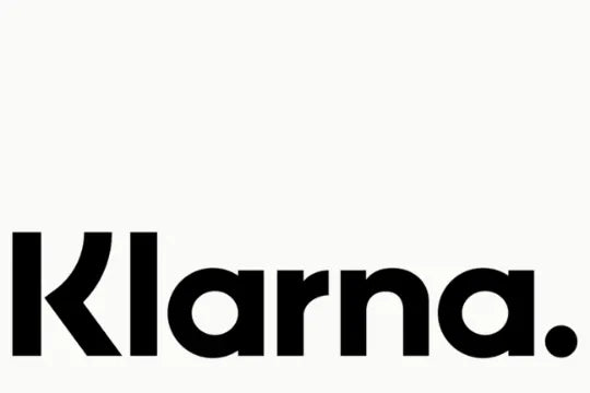 Klarna Logo – Symbol für die Zahlungsmethode Klarna, verfügbar im Dexity-Shop für bequeme und sichere Bezahlung auf Rechnung oder in Raten.
