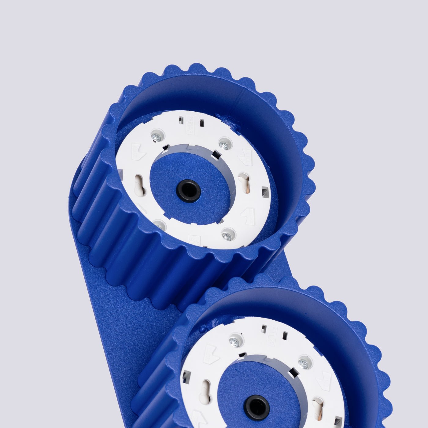 Deckenleuchte "AURA 2" – Deckenleuchte in Ultramarin | Dexity Lichtdesign