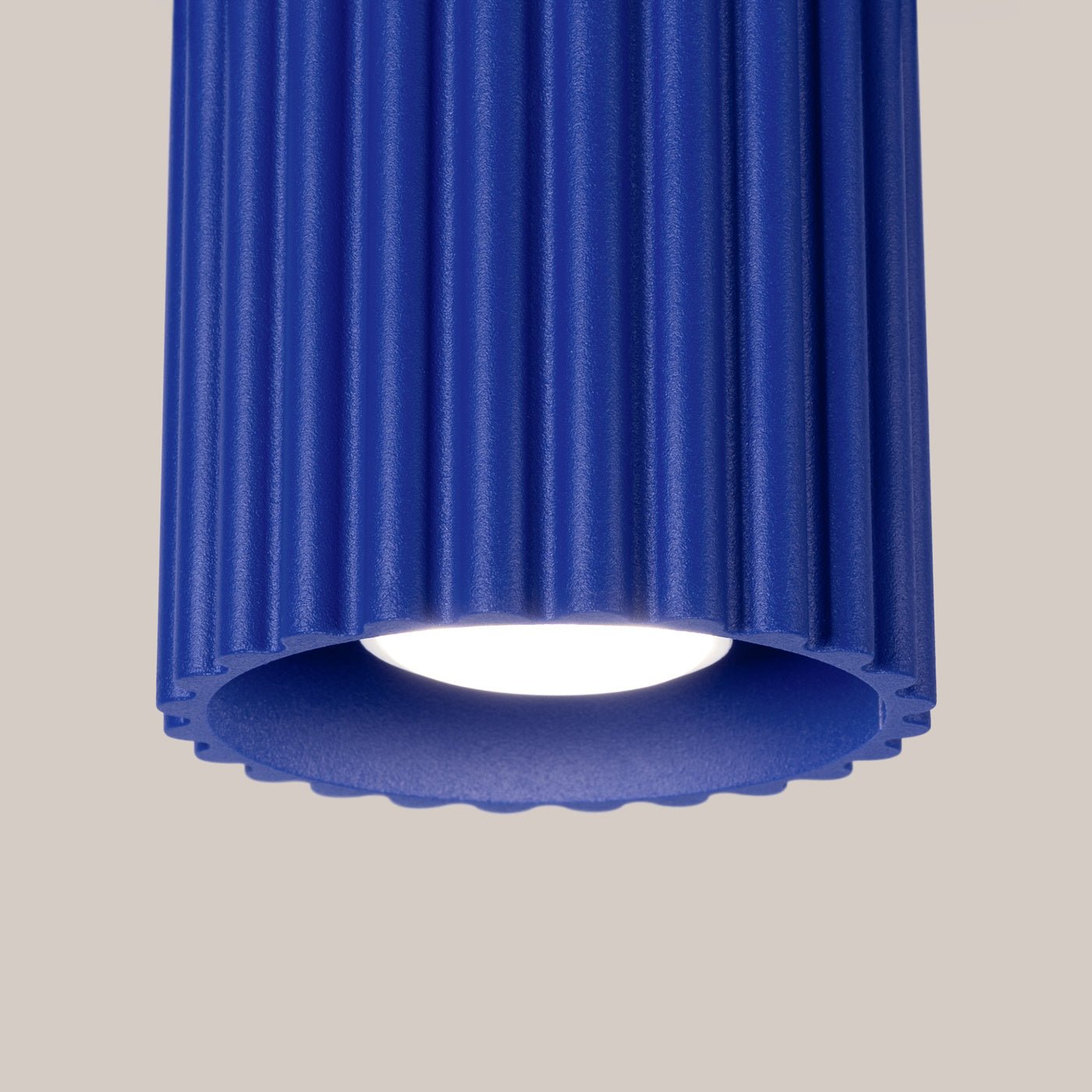 Deckenleuchte "AURA" – Deckenleuchte in Ultramarin | Dexity Lichtdesign