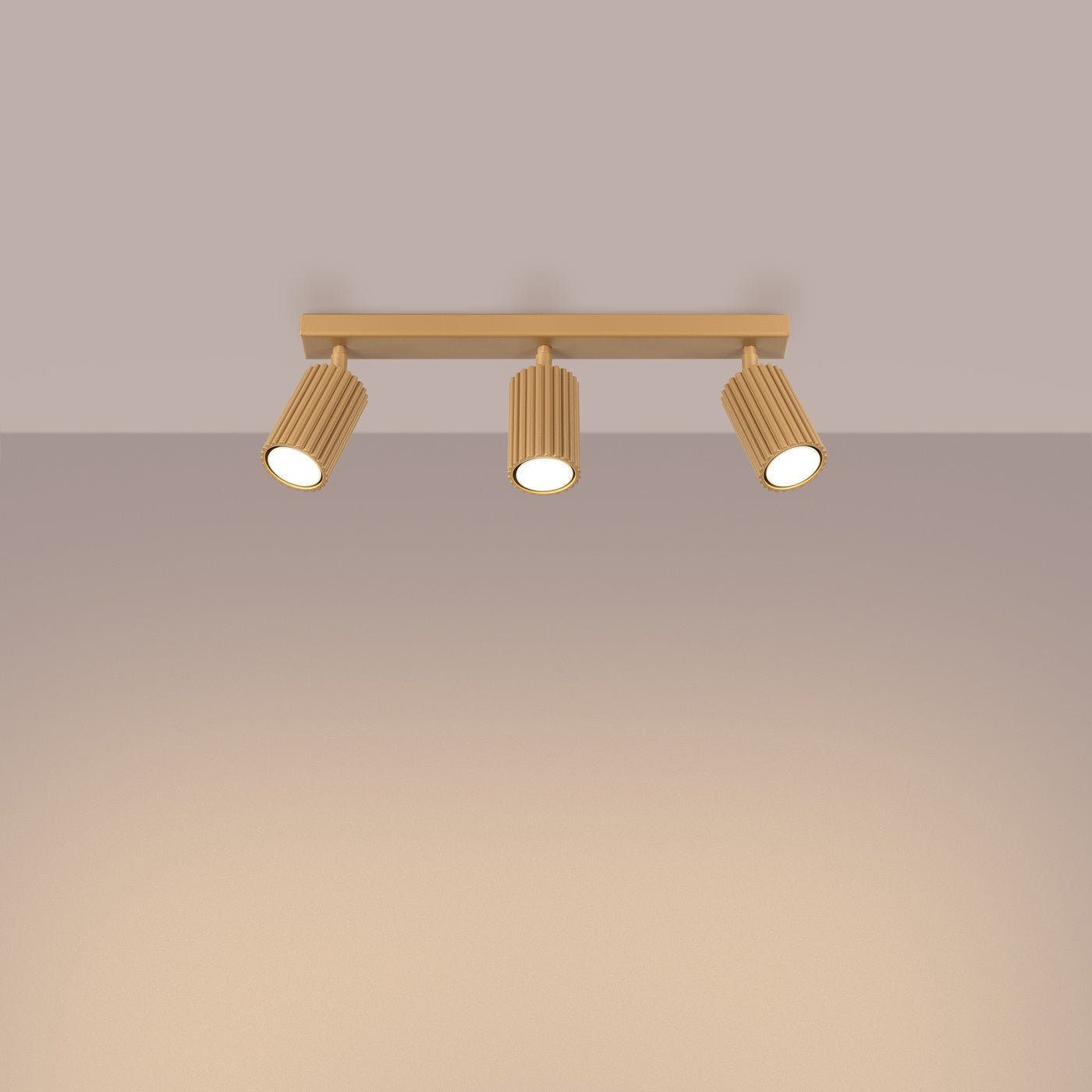 Deckenleuchte "KARBON 3L" – Deckenleuchte in Golden | Dexity Lichtdesign