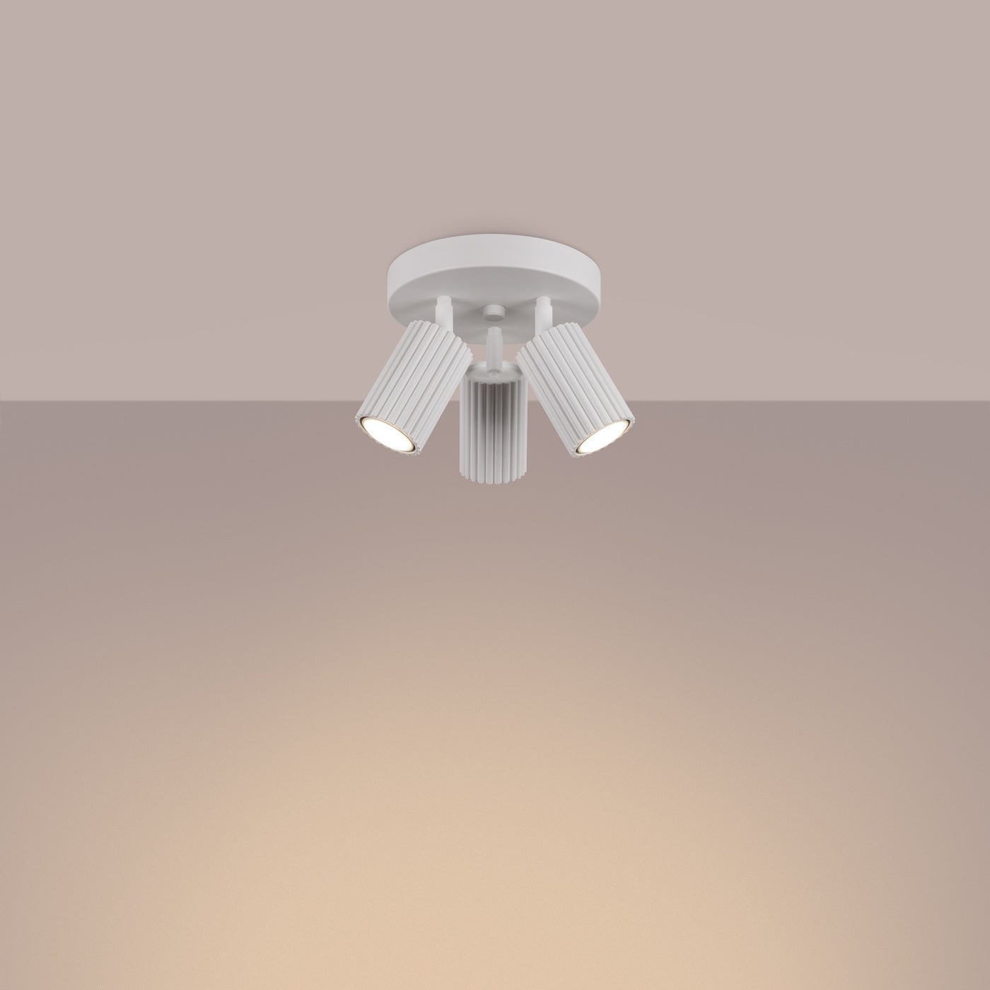 Deckenleuchte "KARBON 3P" – Deckenleuchte in Weiß | Dexity Lichtdesign