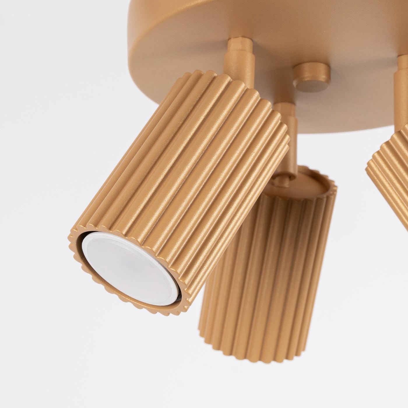 Deckenleuchte "KARBON 3P" – Deckenleuchte in Golden | Dexity Lichtdesign