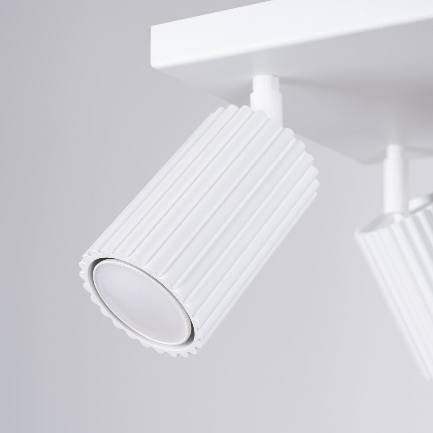 Deckenleuchte "KARBON 4" – Deckenleuchte in Weiß | Dexity Lichtdesign