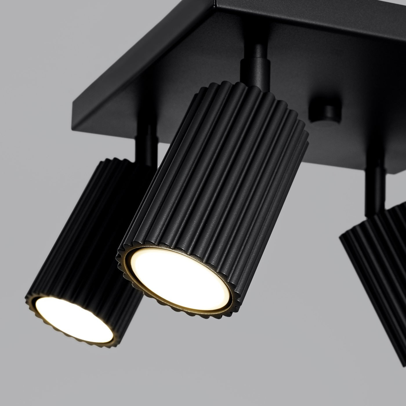Deckenleuchte "KARBON 4" – Deckenleuchte in Schwarz | Dexity Lichtdesign