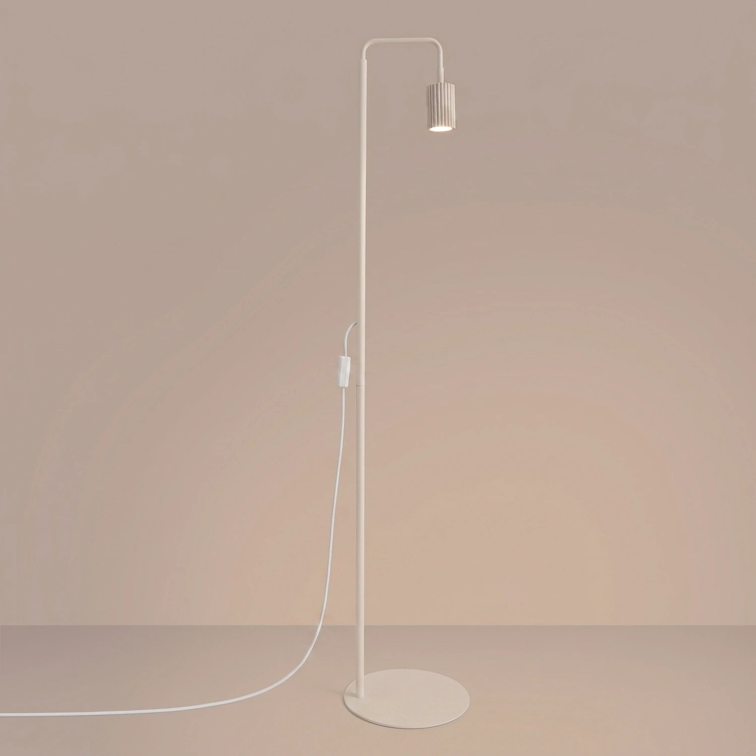 Stehlampe "KARBON 1"