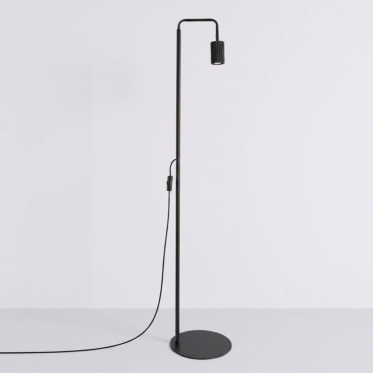 Stehlampe "KARBON 1"