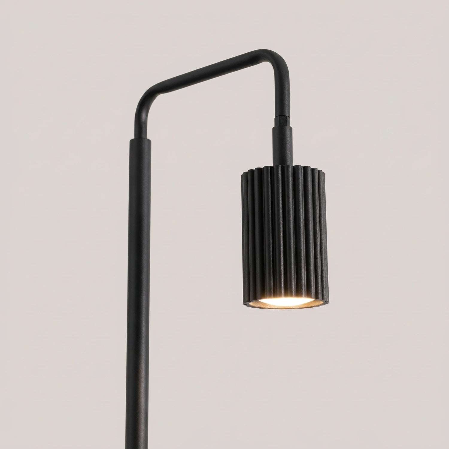 Stehlampe "KARBON 1"