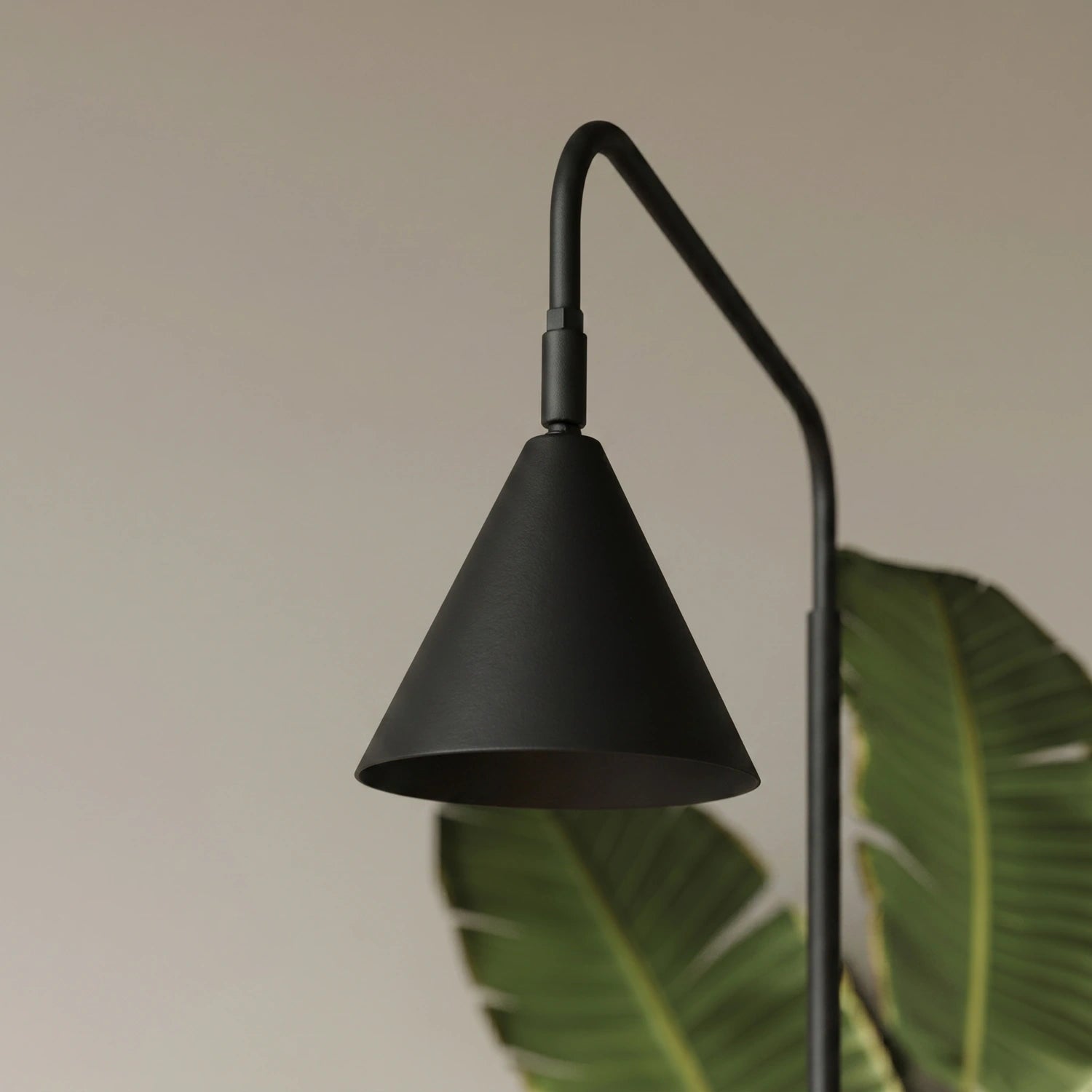 Stehlampe "NOX"