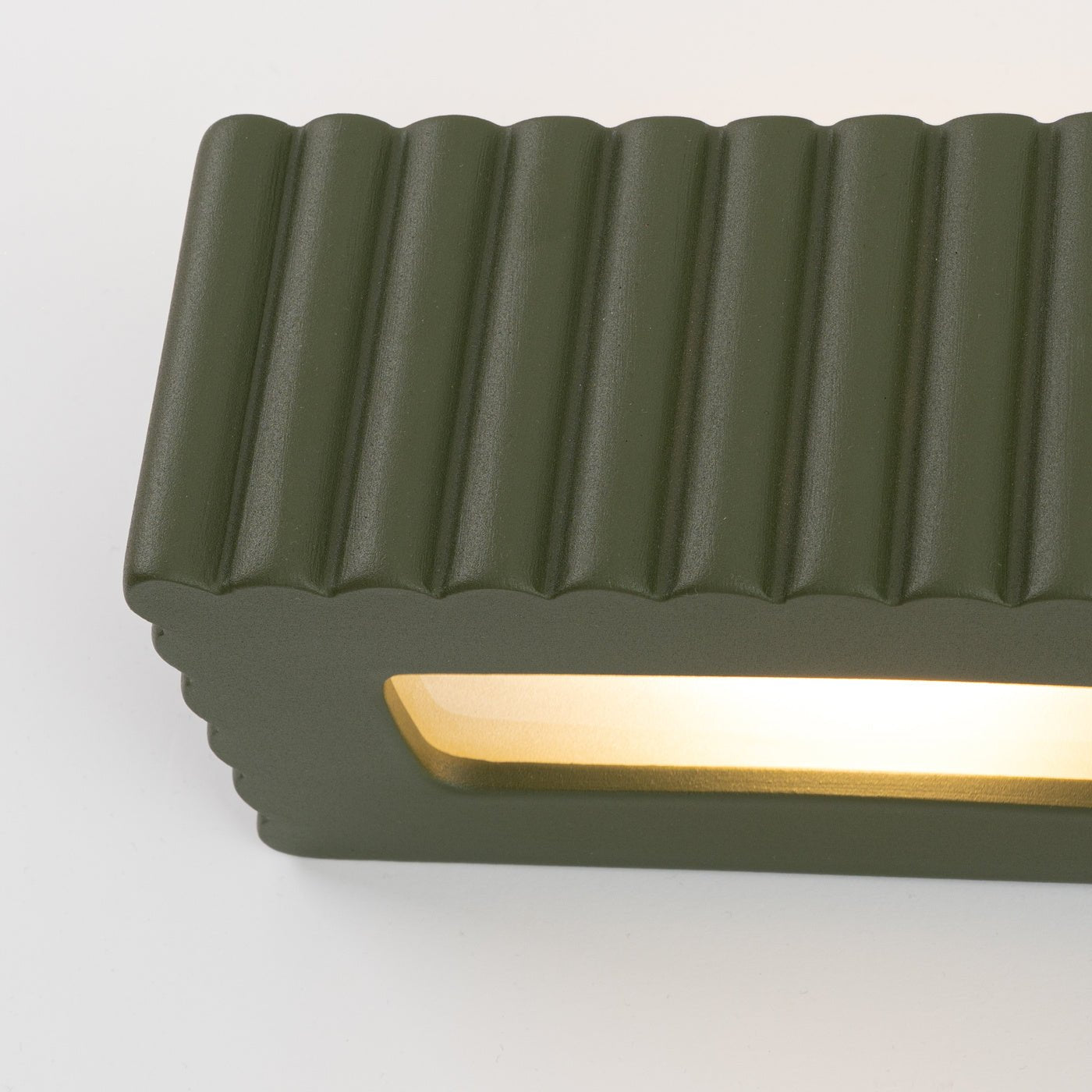 Keramik Wandleuchte "RIGATA" – in Olivgrün | Dexity Lichtdesign