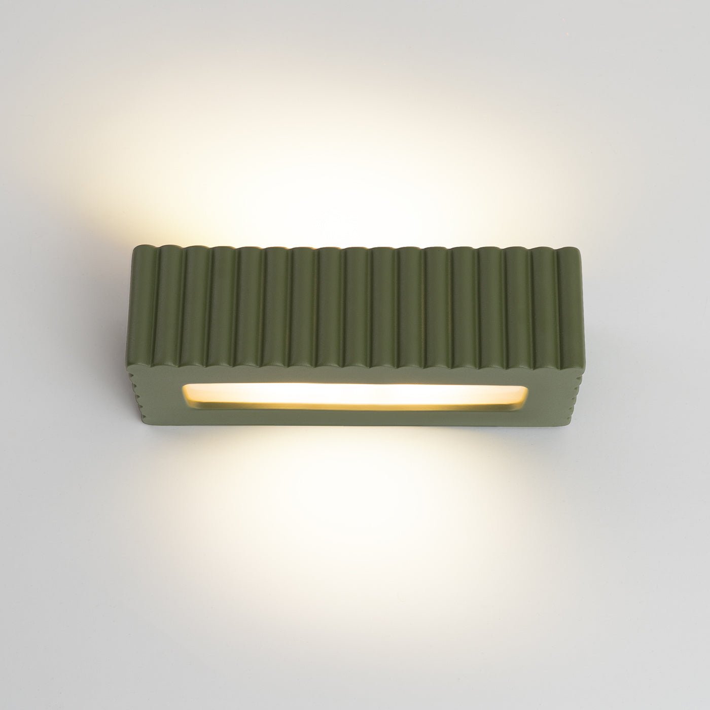 Keramik Wandleuchte "RIGATA" – in Olivgrün | Dexity Lichtdesign