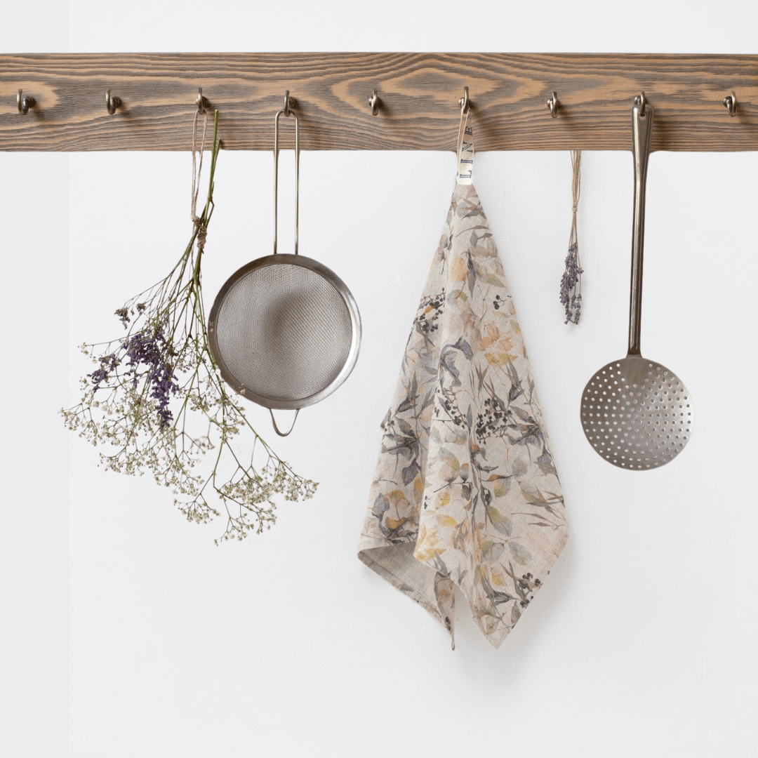 Küchentuch – 100 % Leinen – in Meadow on Natural | Dexity Lichtdesign