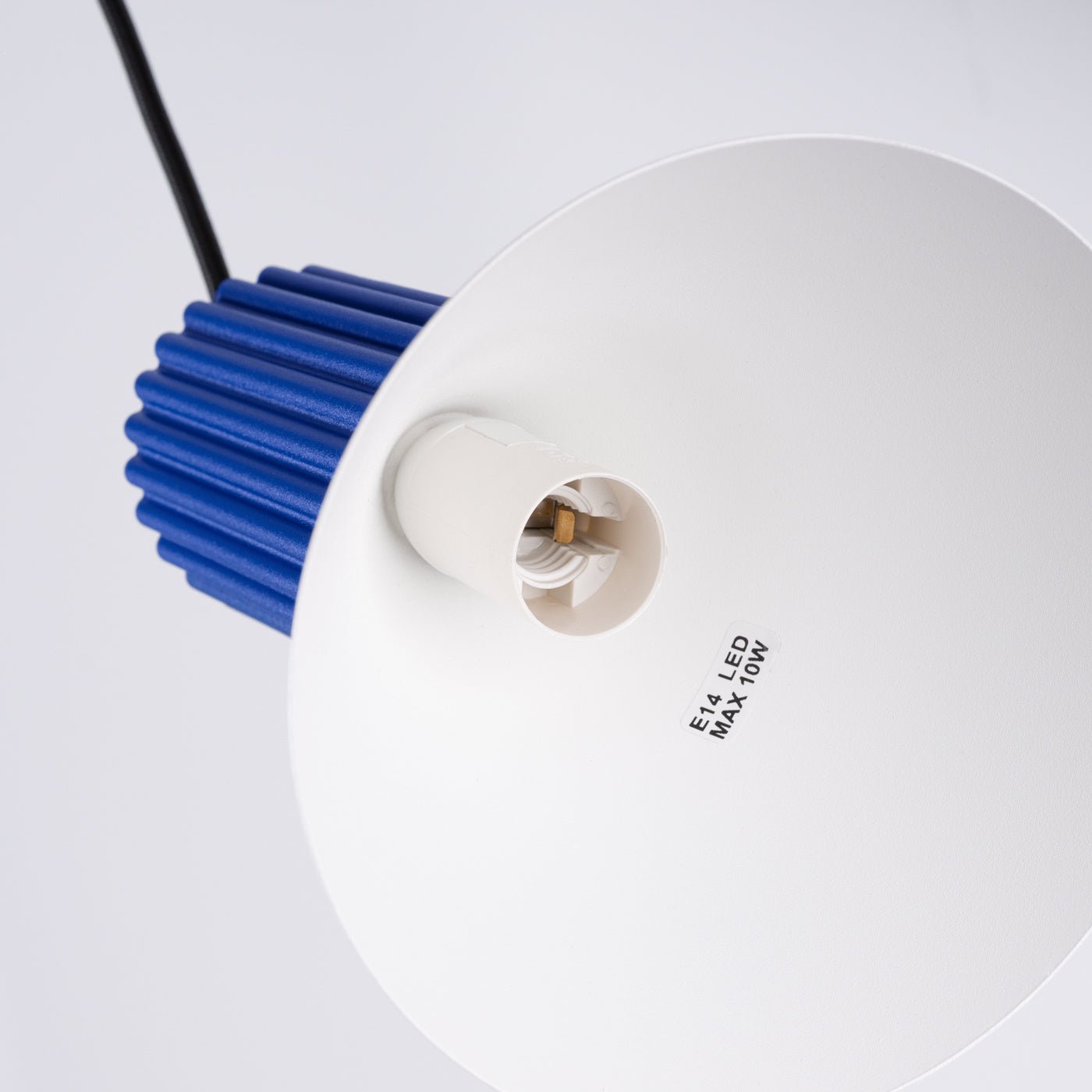 Pendelleuchte "ESTRIA 1" – in Ultramarin | Dexity Lichtdesign