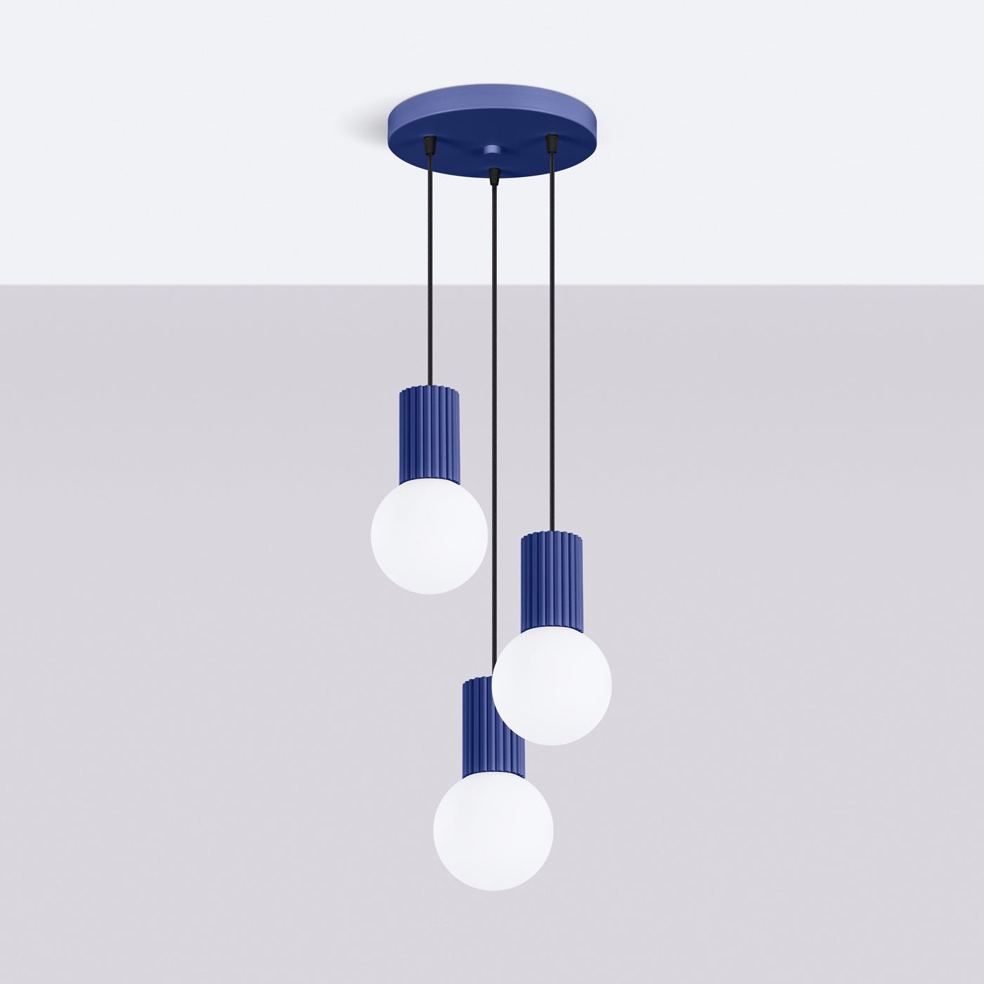 Pendelleuchte "HALO 3P" – Pendelleuchten in Ultramarin | Dexity Lichtdesign