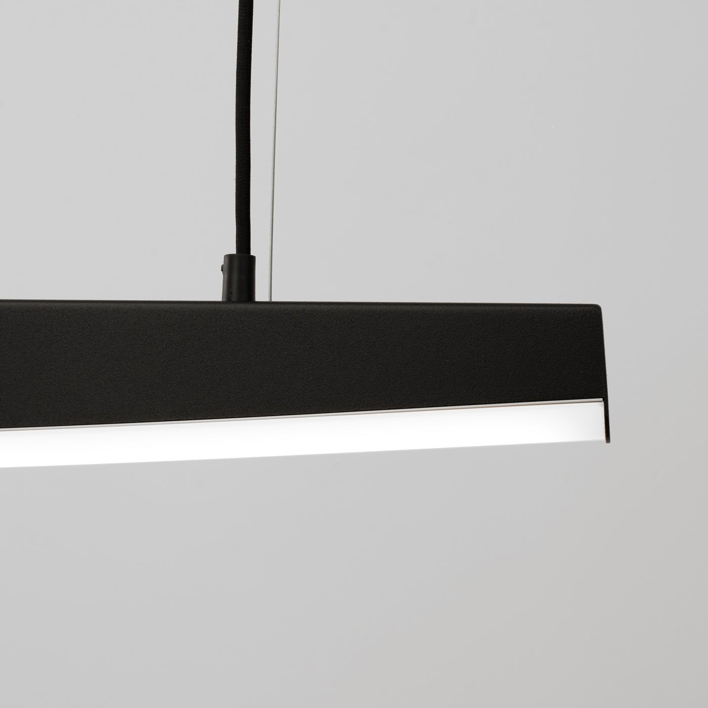 Pendelleuchte "JORUN 120" 4000K – Pendelleuchte in Schwarz | Dexity Lichtdesign