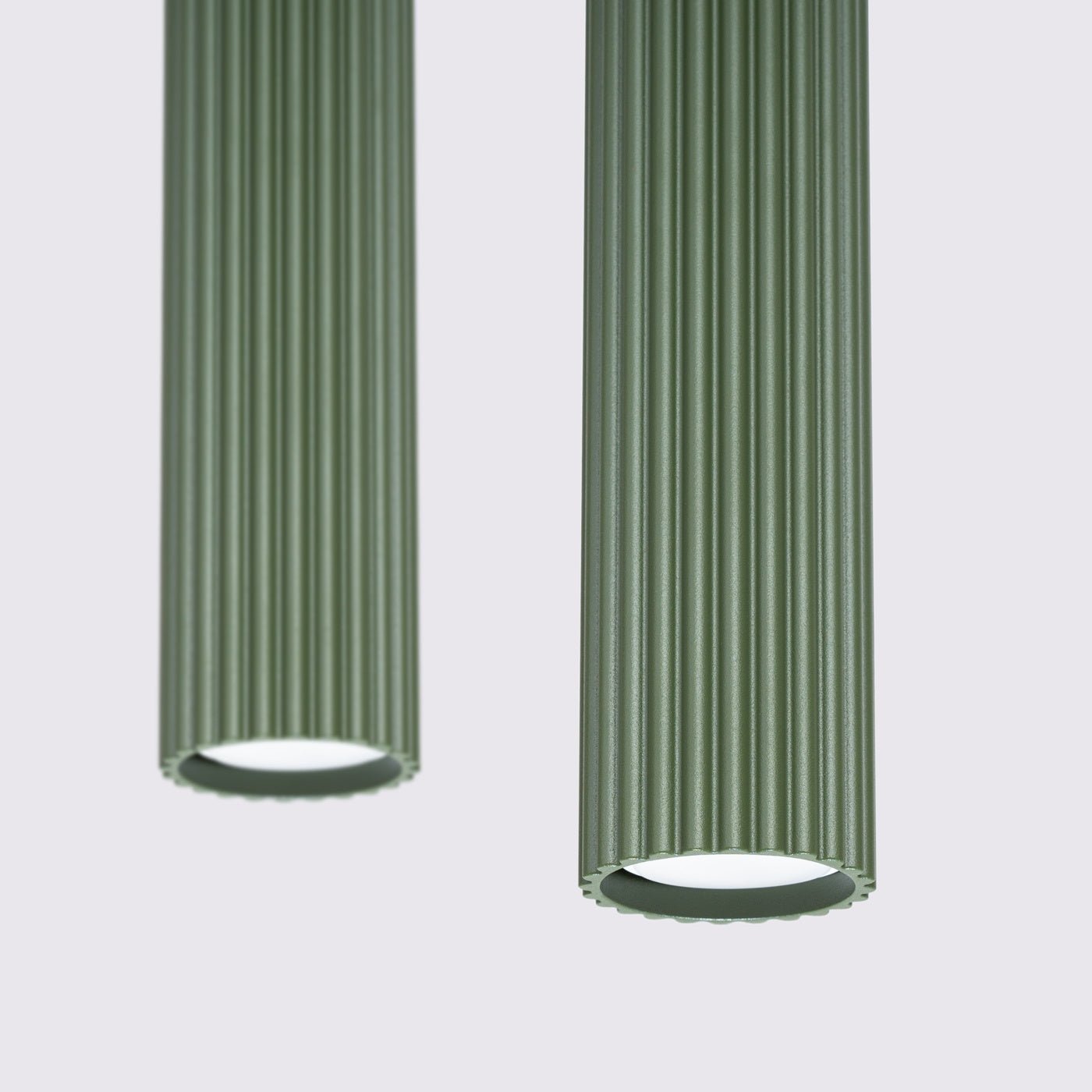 Pendelleuchte "KARBON 2" – Pendelleuchte in Olivgrün | Dexity Lichtdesign