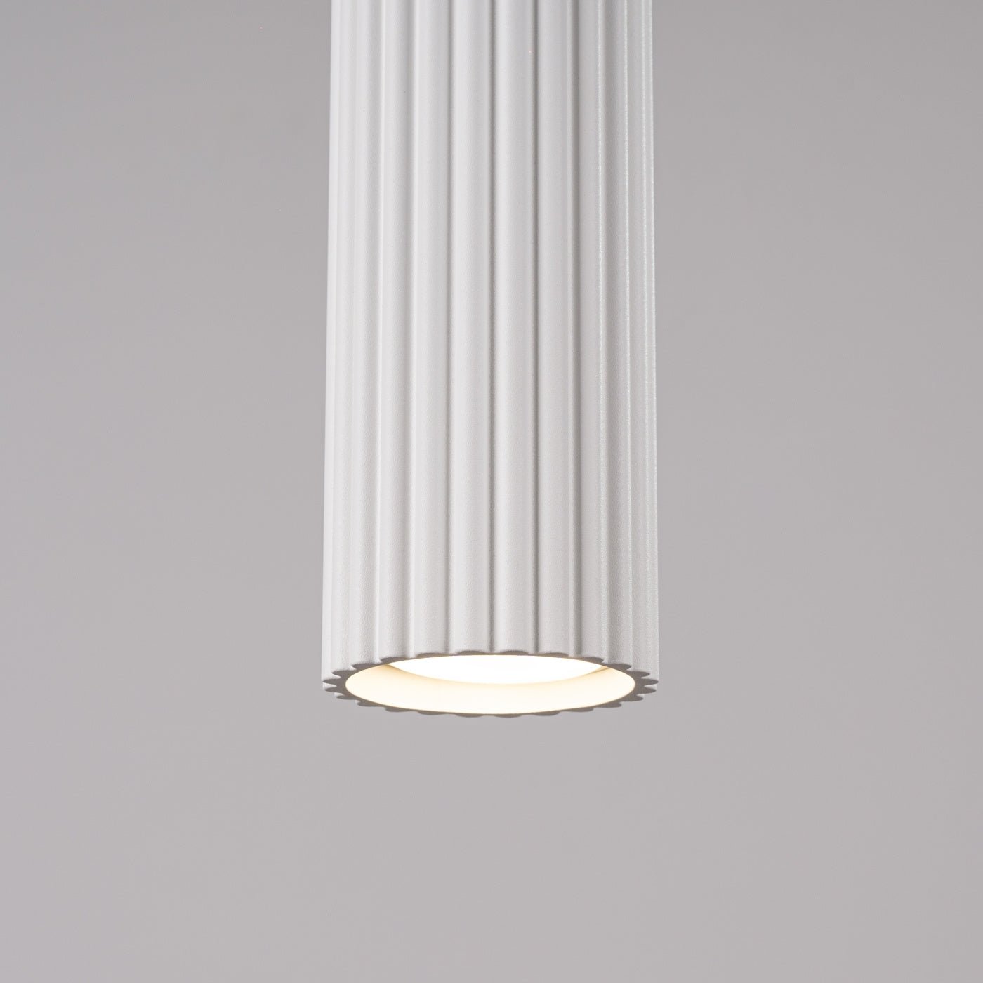 Pendelleuchte "KARBON 3L" – Pendelleuchte in Weiß | Dexity Lichtdesign