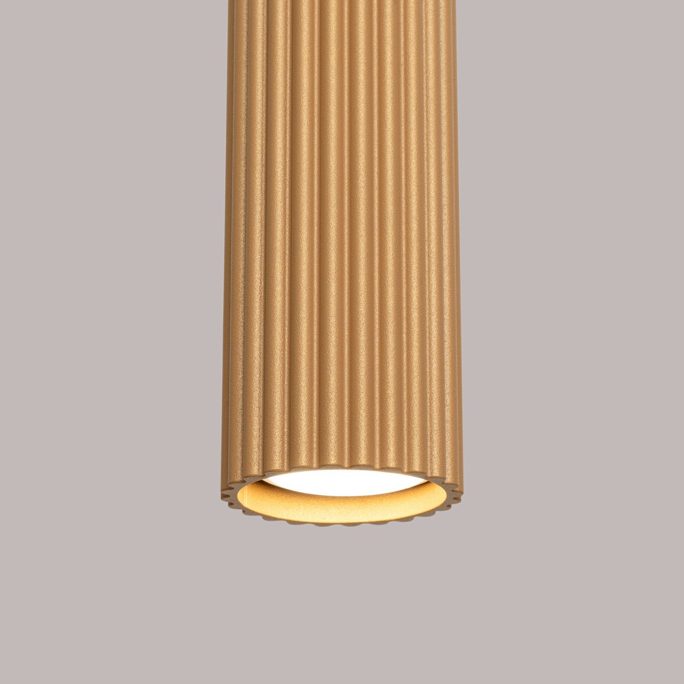 Pendelleuchte "KARBON 3L" – Pendelleuchte in Golden | Dexity Lichtdesign