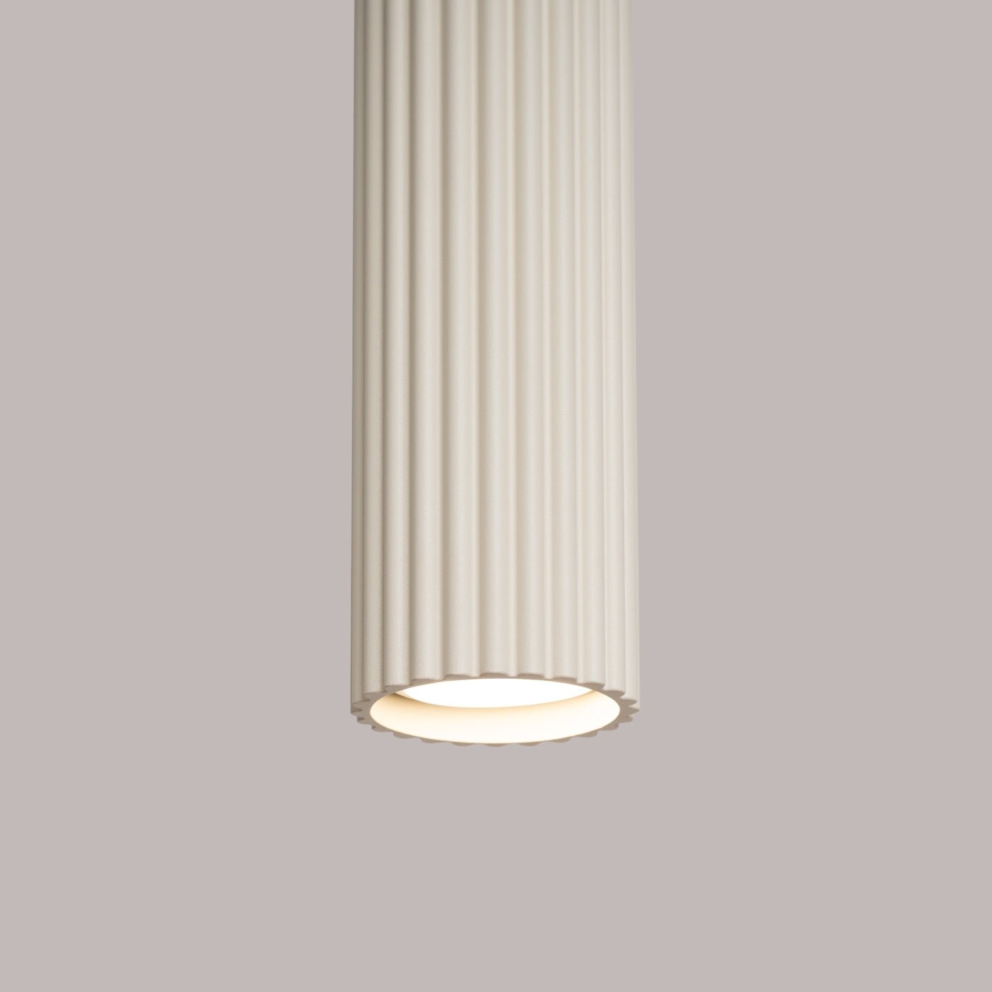 Pendelleuchte "KARBON 3L" – Pendelleuchte in Beige | Dexity Lichtdesign