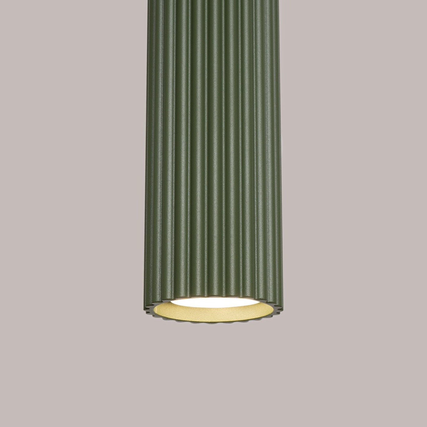 Pendelleuchte "KARBON 3L" – Pendelleuchte in Olivgrün | Dexity Lichtdesign