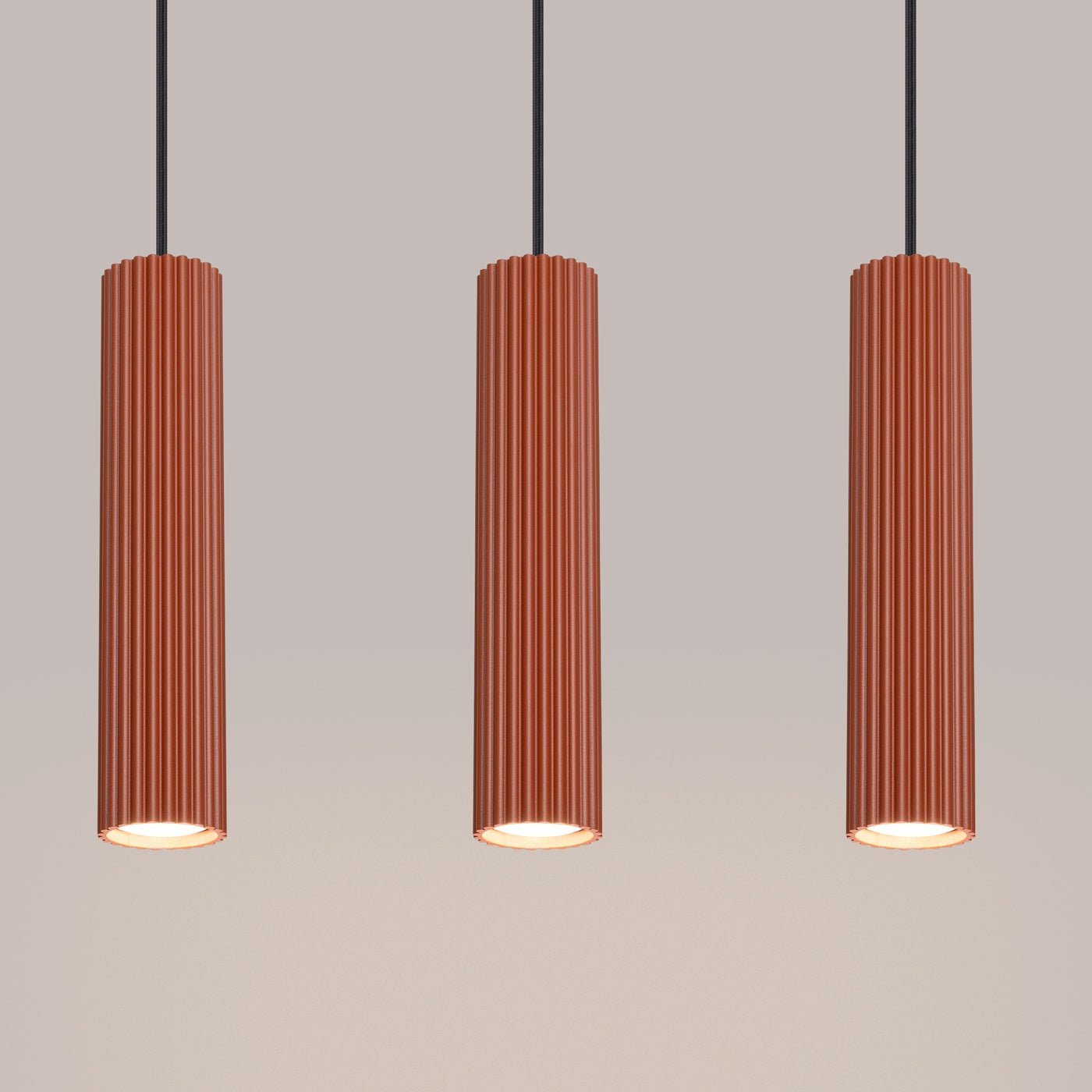 Pendelleuchte "KARBON 3L" – Pendelleuchte in Roter Ocker | Dexity Lichtdesign