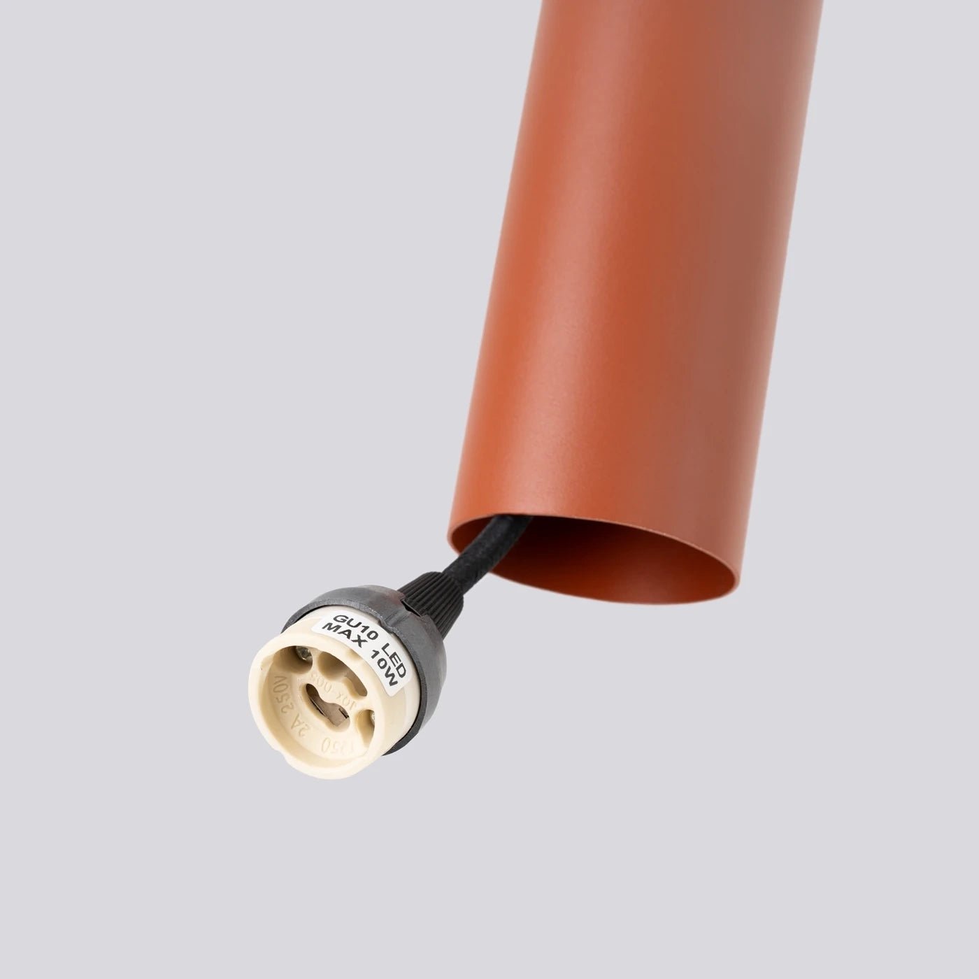 Pendelleuchte "LAGOS 1" – Pendelleuchte in Roter Ocker | Dexity Lichtdesign