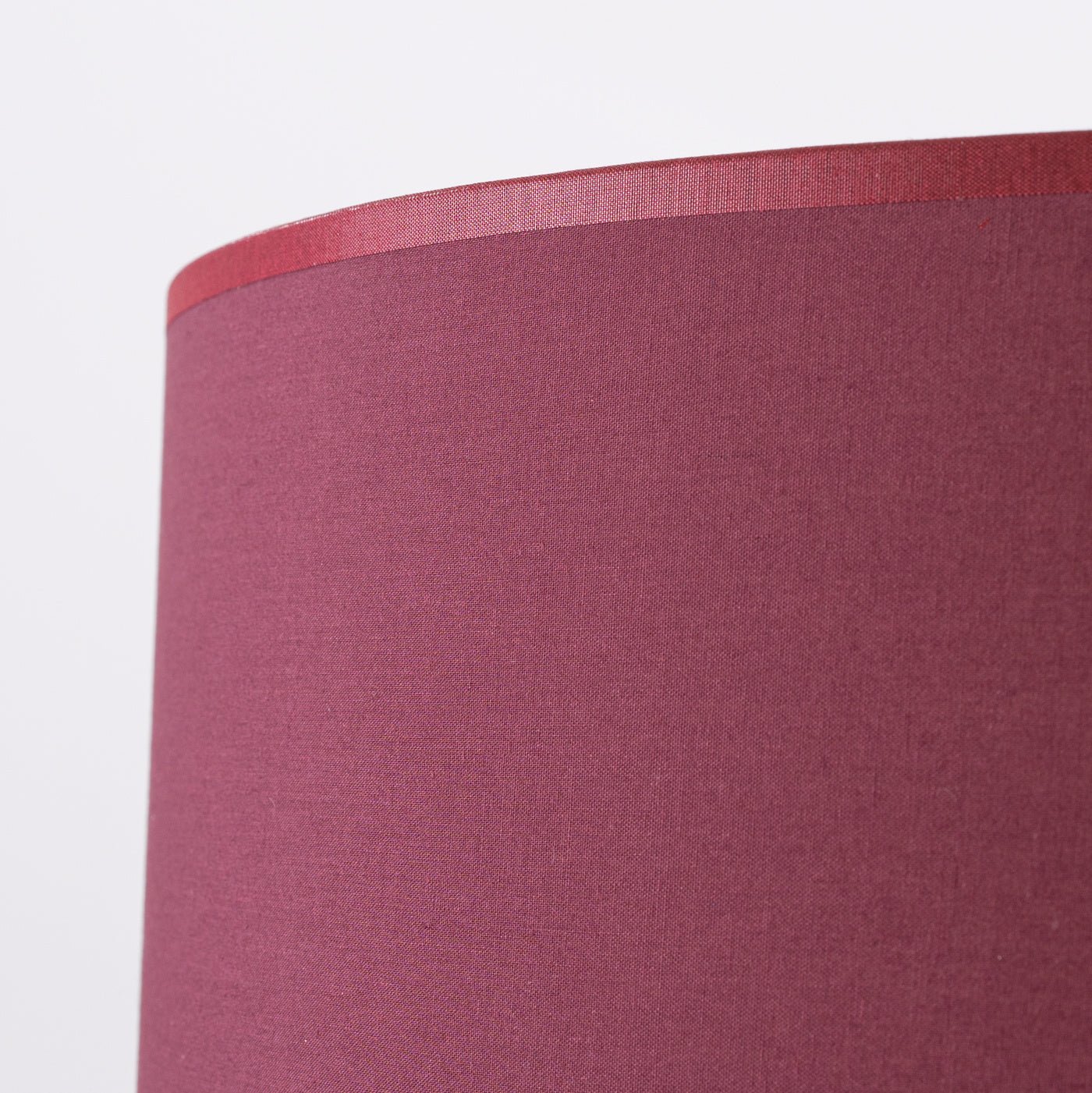 Pendelleuchte "NEVIA" – in Burgunderrot | Dexity Lichtdesign