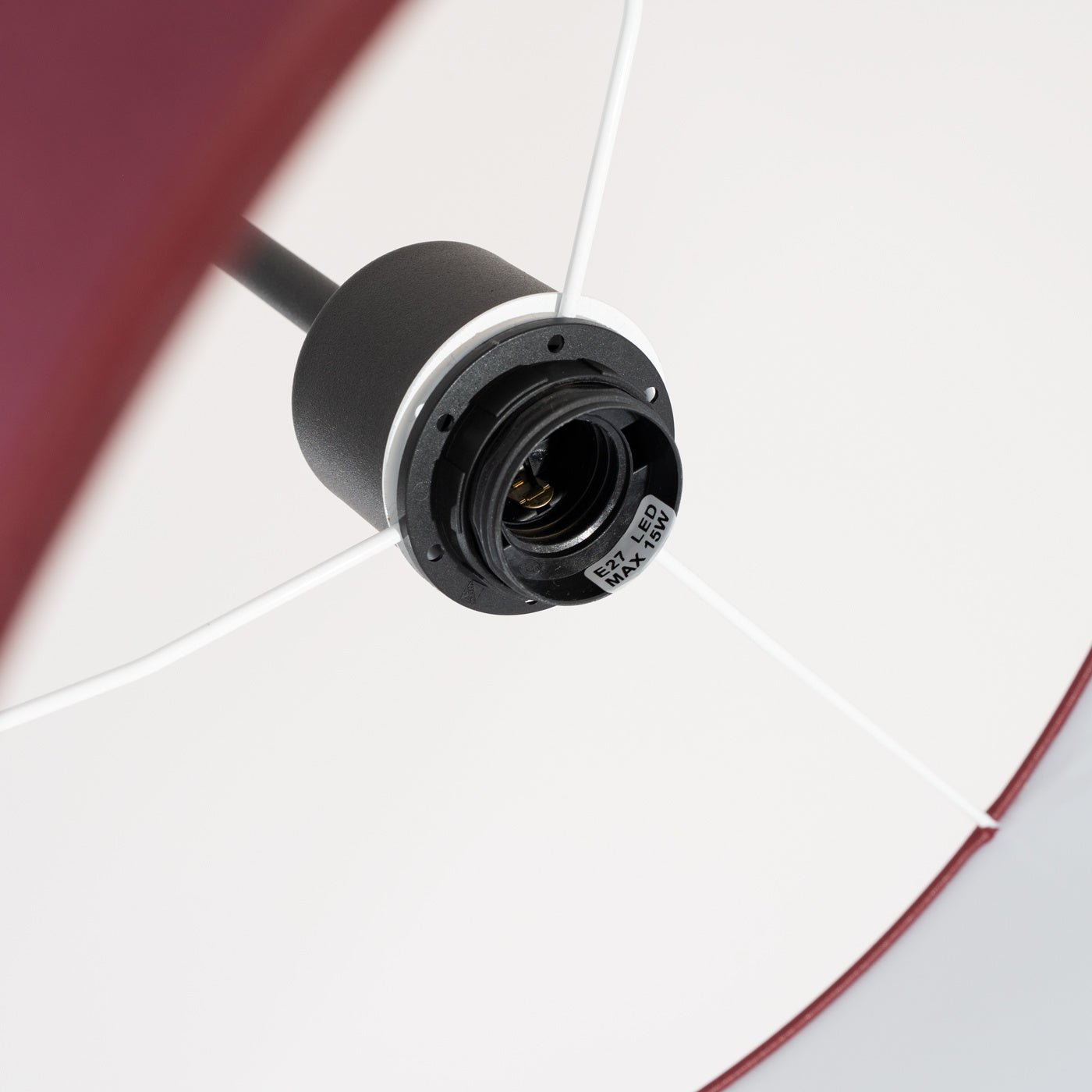 Pendelleuchte "NEVIA" – in Burgunderrot | Dexity Lichtdesign