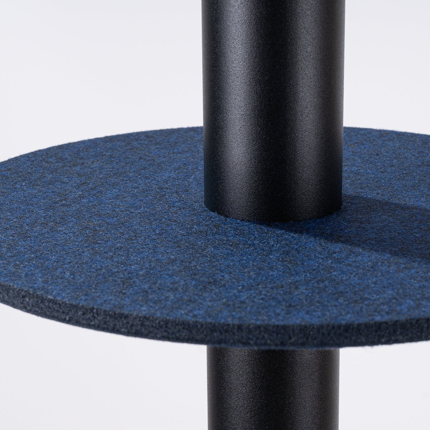 Pendelleuchte "PELTA 1" – in Marineblau | Dexity Lichtdesign