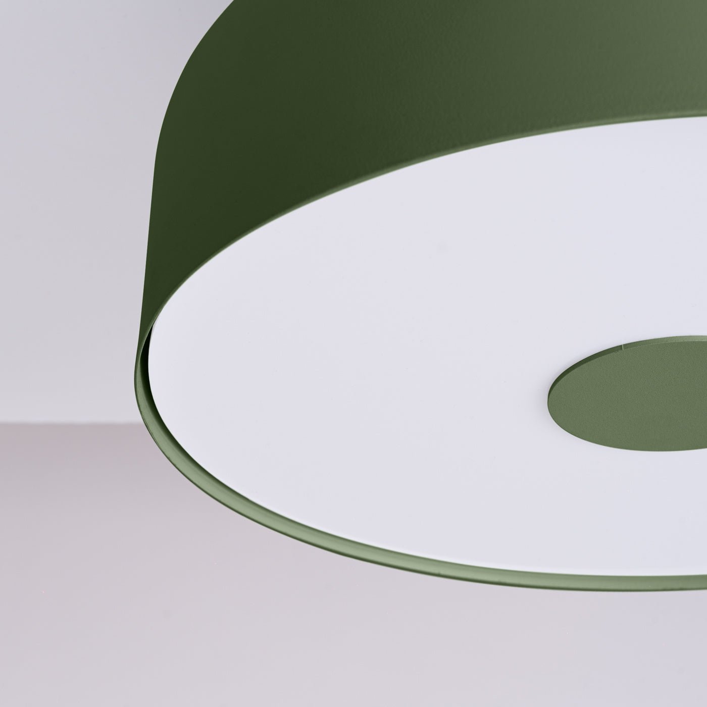 Plafond "OMIQ" – Deckenleuchte in Olivgrün | Dexity Lichtdesign