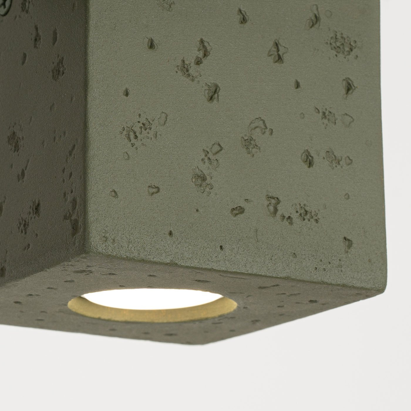 Plafond "QUAD" – in Olivgrün | Dexity Lichtdesign