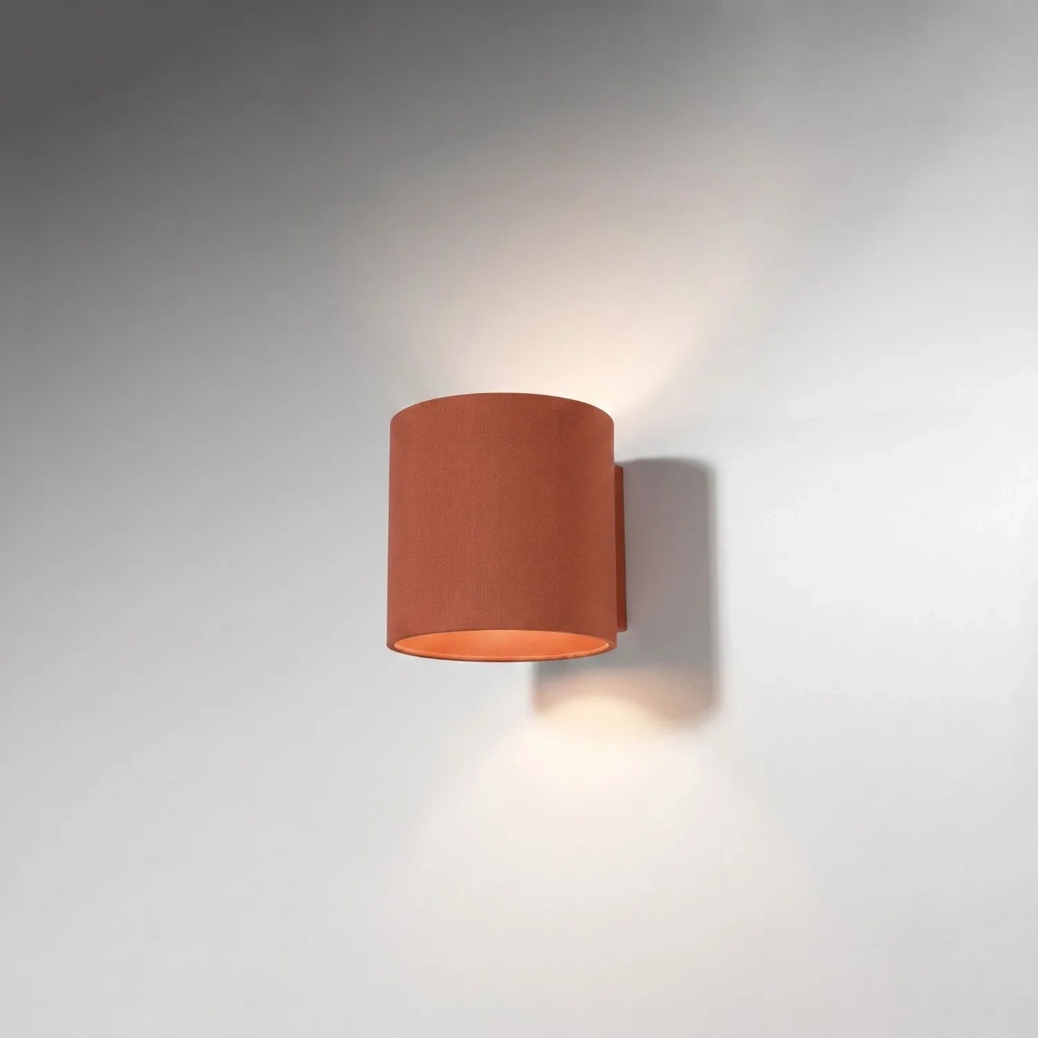 Wandleuchte "Orbis 1" – Wandlampen in Rotem Ocker | Dexity Lichtdesign
