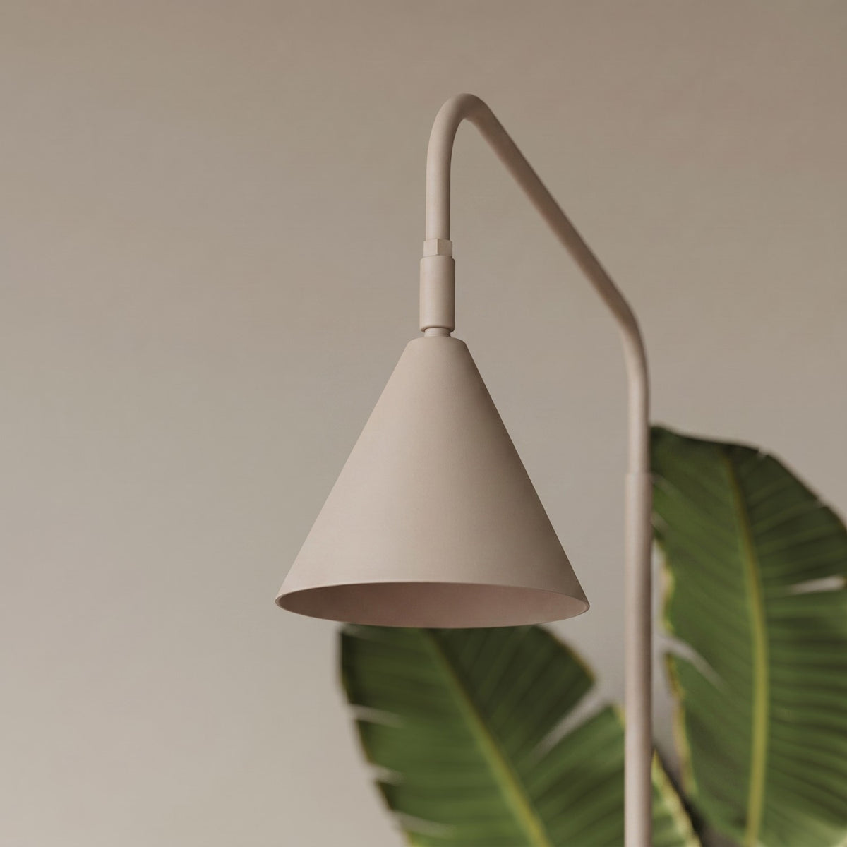 Stehlampe "NOX"