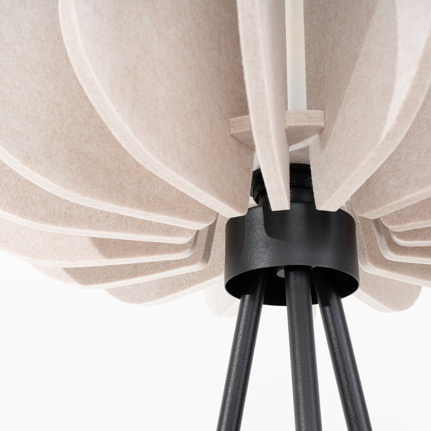 Stehleuchte "MULA 45" – in Beige | Dexity Lichtdesign