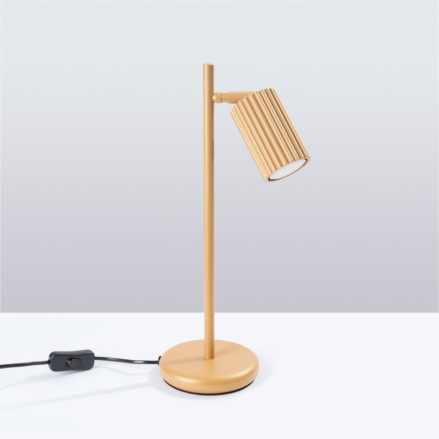Tischlampe "KARBON" – Schreibtischlampen in Golden | Dexity Lichtdesign