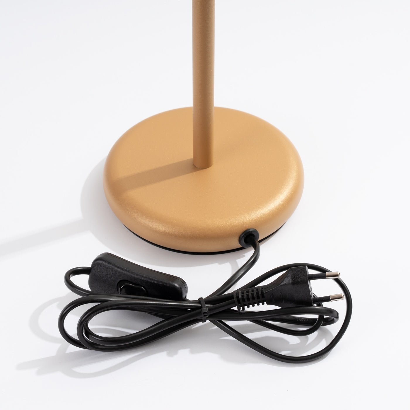 Tischlampe "KARBON" – Schreibtischlampen in Golden | Dexity Lichtdesign