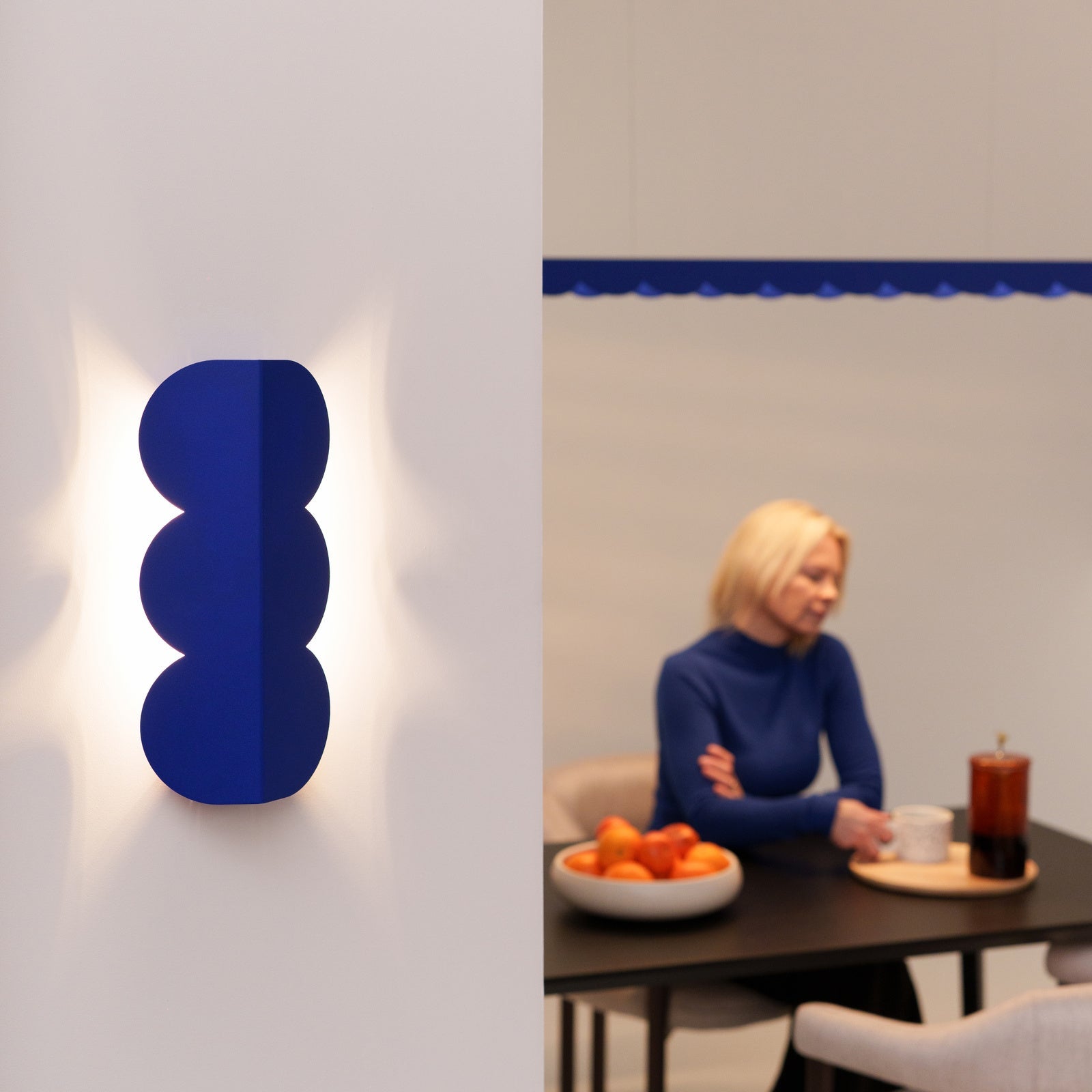 Wandleuchte "BISCUIT" – Wandleuchte in Ultramarin | Dexity Lichtdesign