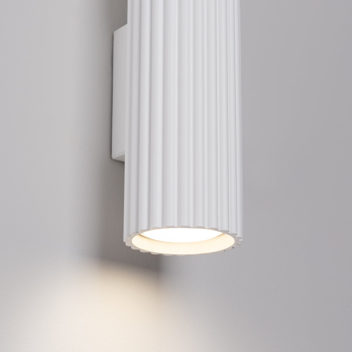 Wandleuchte "KARBON 20" – Wandleuchte in Weiß | Dexity Lichtdesign