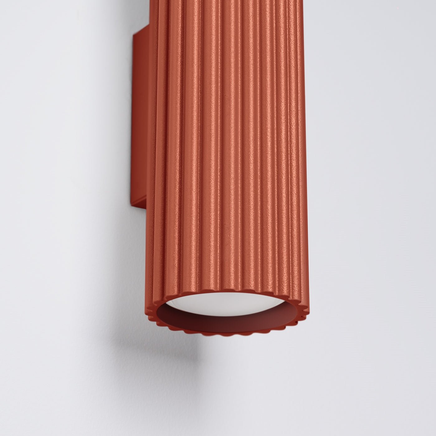 Wandleuchte "KARBON 20" – Wandleuchte in Roter Ocker | Dexity Lichtdesign