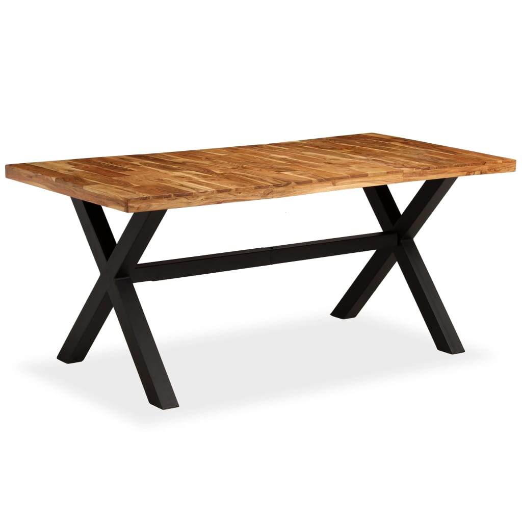Rechteckiger Esstisch mit massiver Holzplatte und schwarzen X-förmigen Metallbeinen im Industrial-Stil.