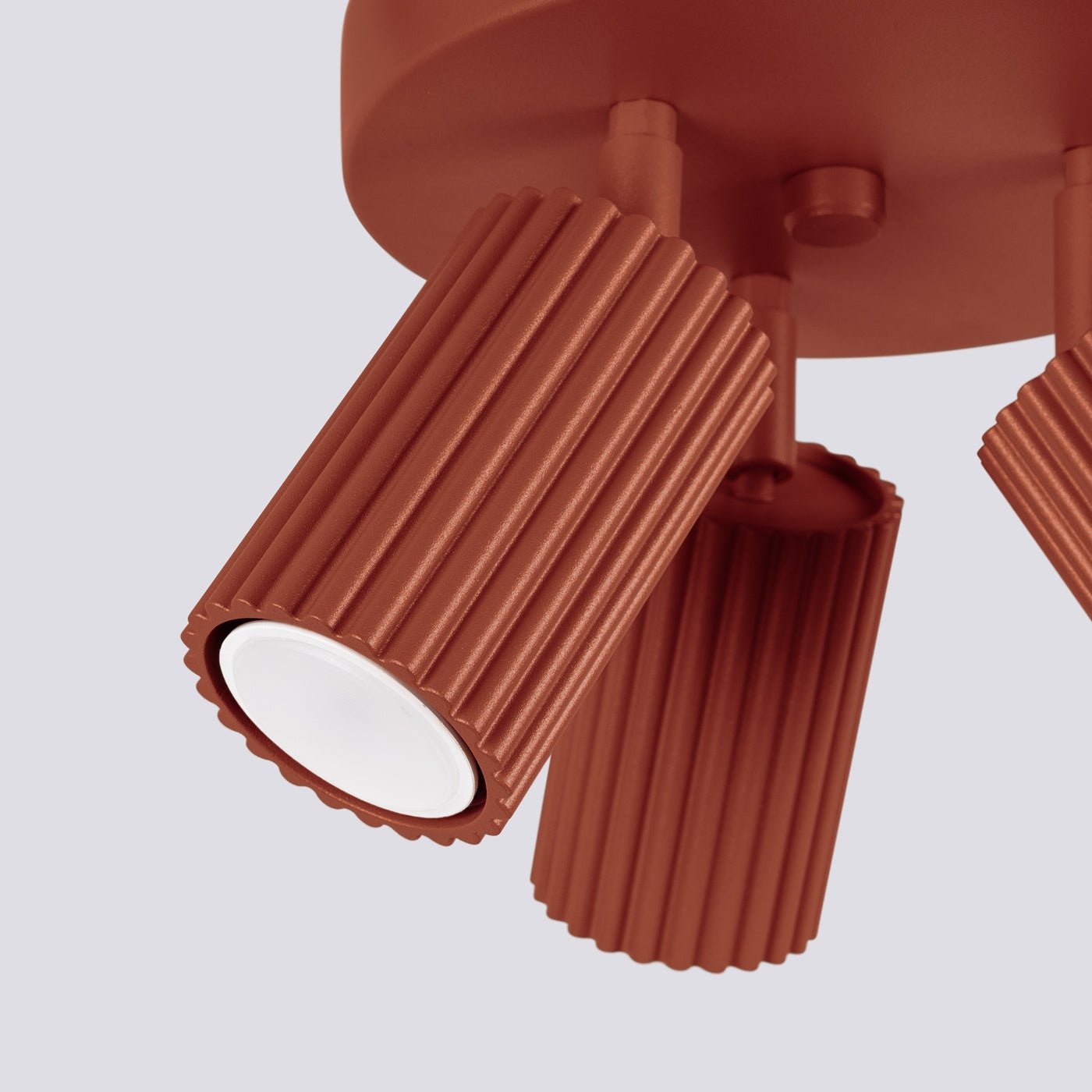 Deckenleuchte "KARBON 3P" – Deckenleuchte in Roter Ocker | Dexity Lichtdesign