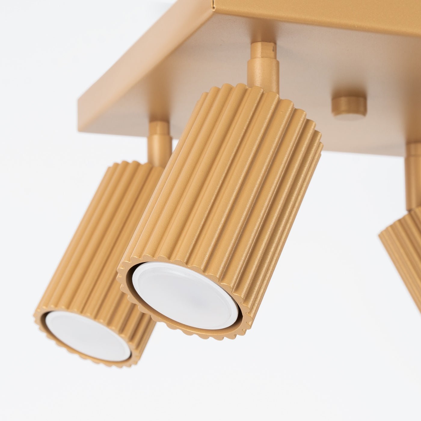 Deckenleuchte "KARBON 4" – Deckenleuchte in Golden | Dexity Lichtdesign