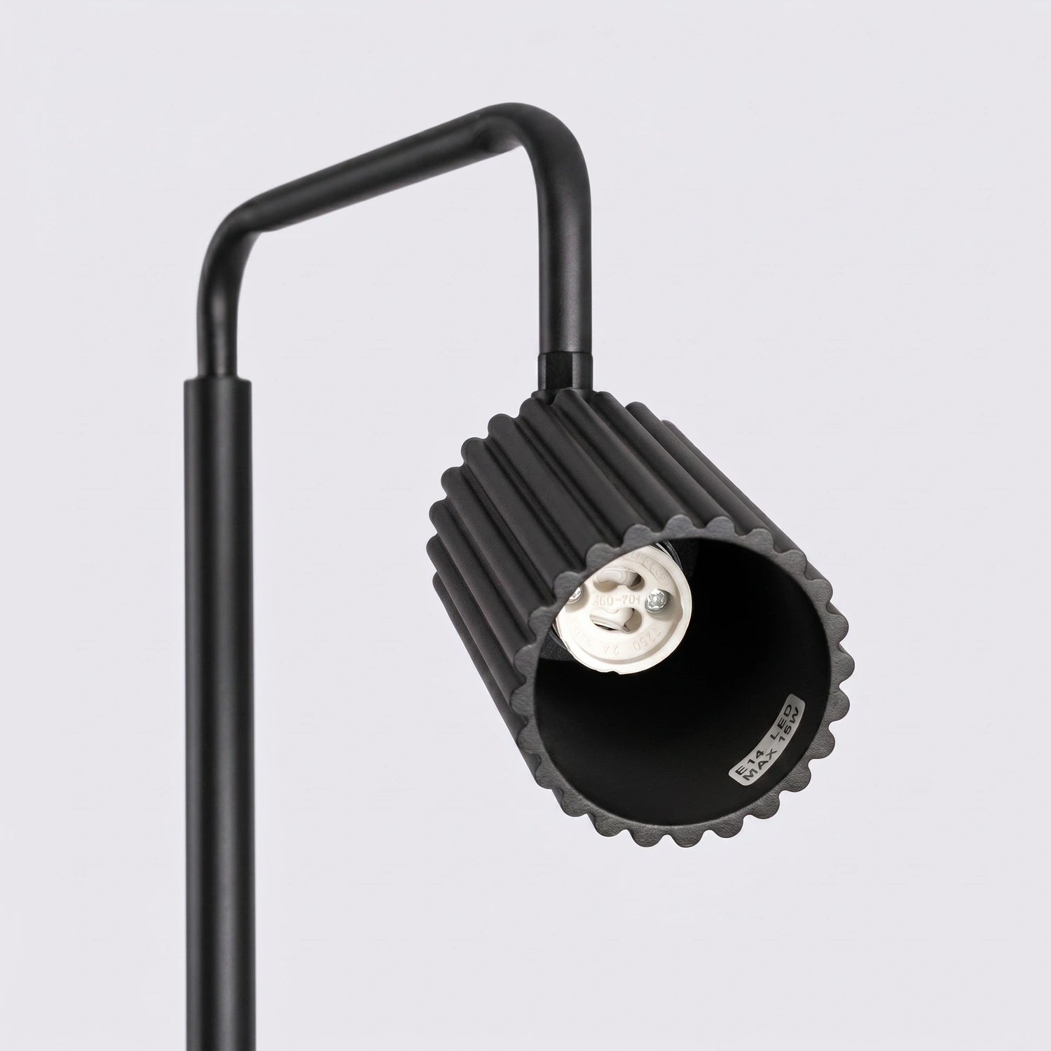 Stehlampe "KARBON 1"