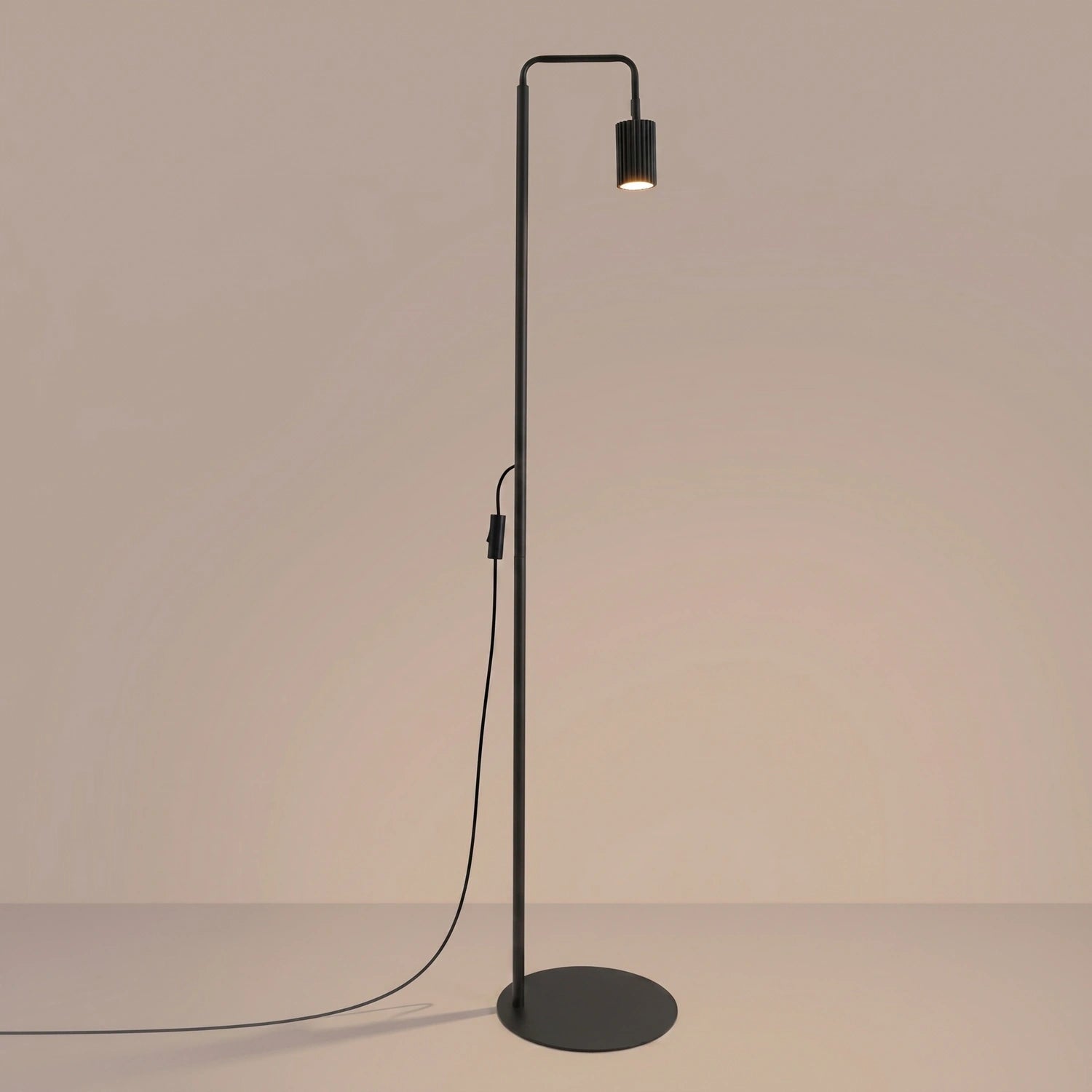 Stehlampe "KARBON 1"
