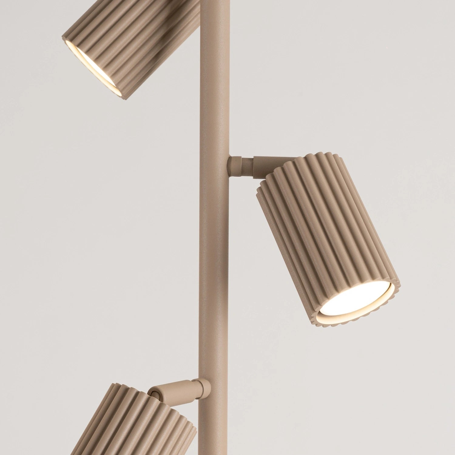 Stehlampe "KARBON 3"