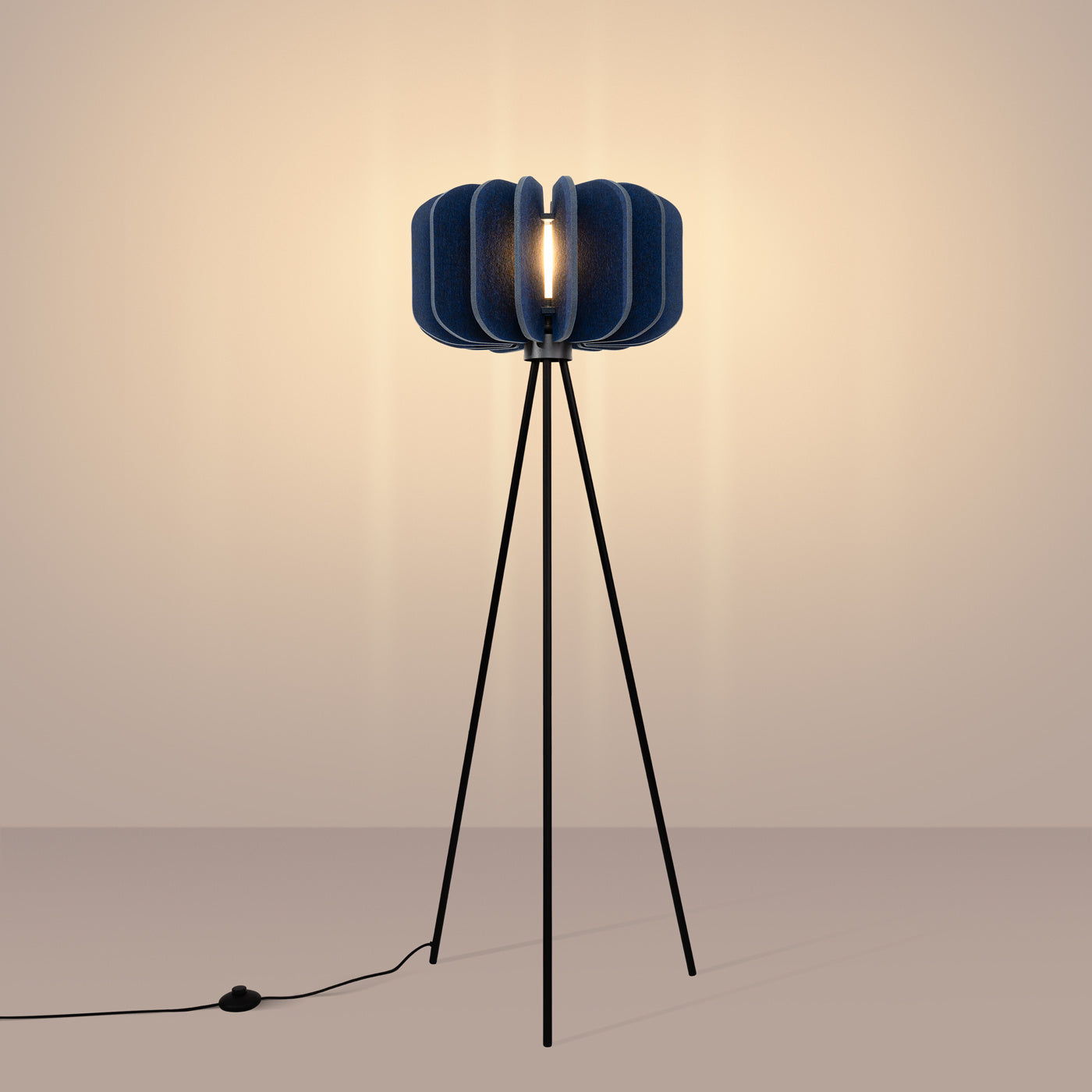 Stehleuchte "MULA 45"