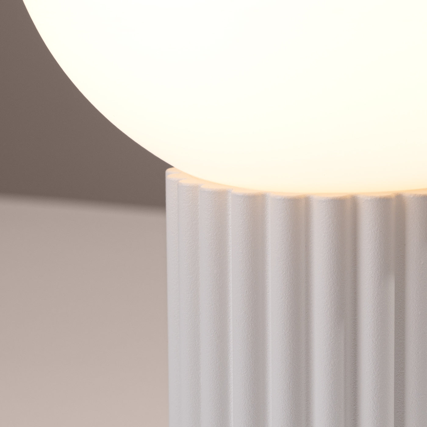 Tischlampe "HALO"