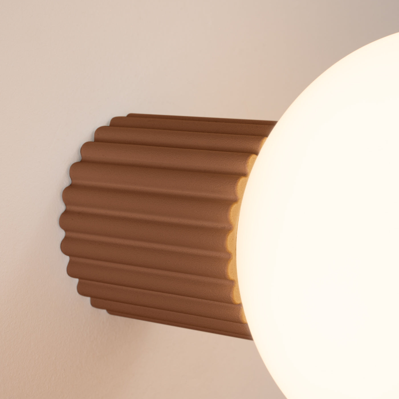 Wandleuchte "HALO" (IP44)