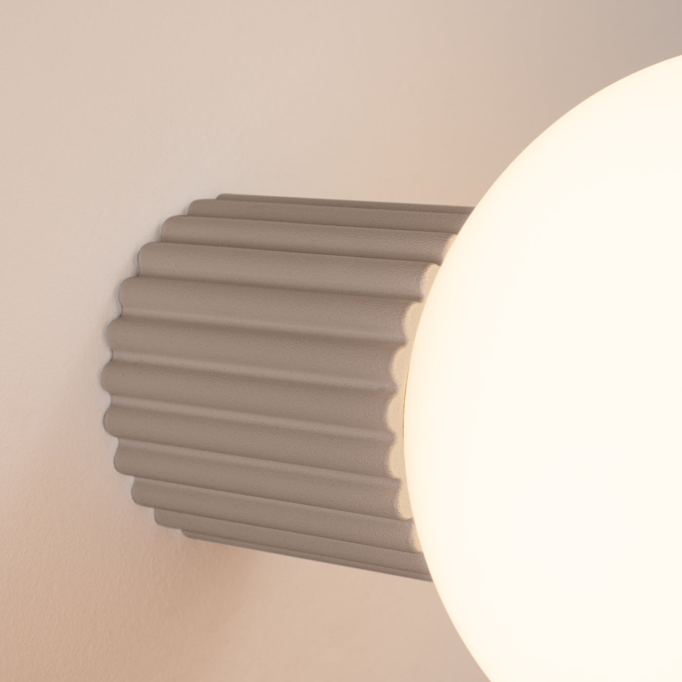 Wandleuchte "HALO" (IP44)