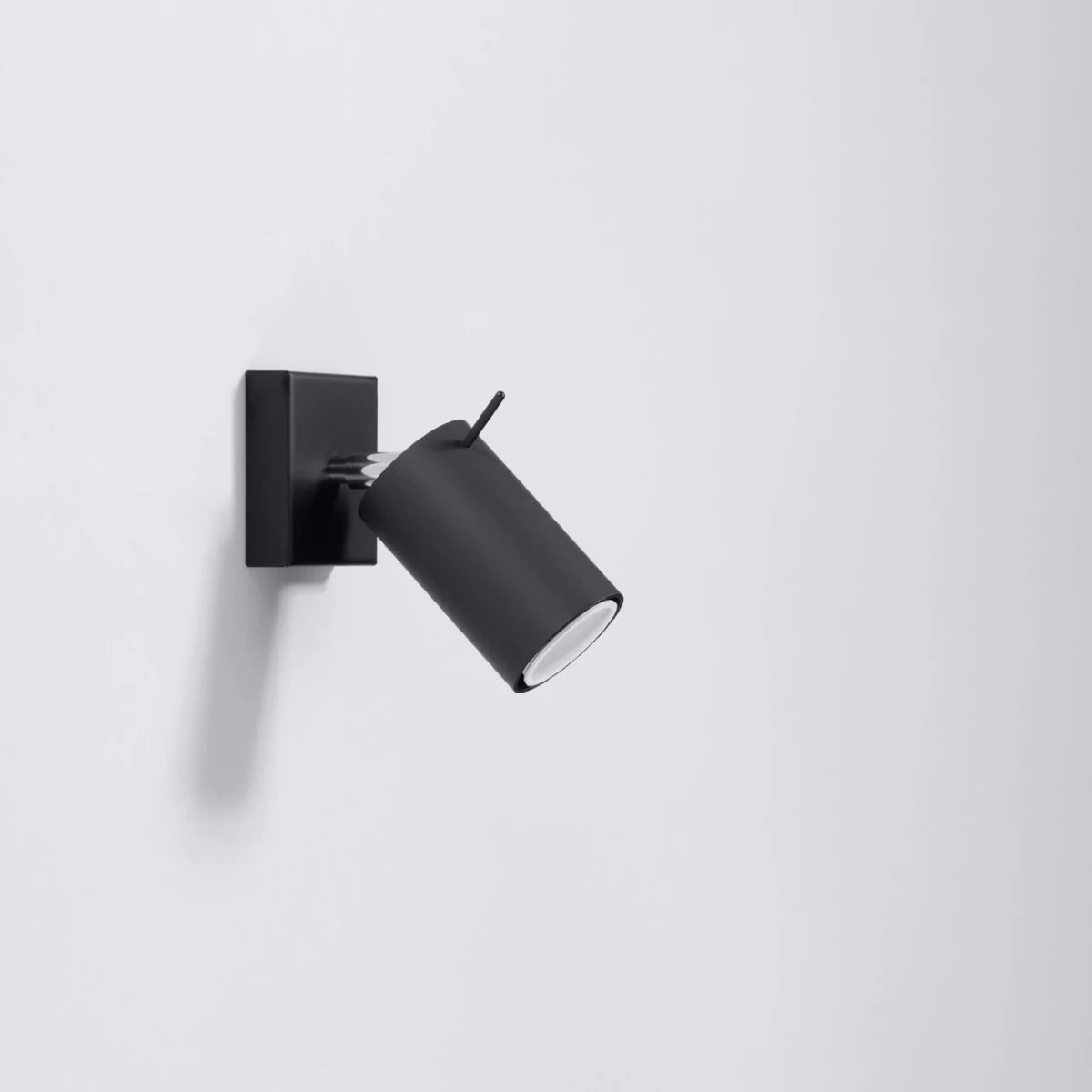 Wandleuchte "RING" mit einem Schalter